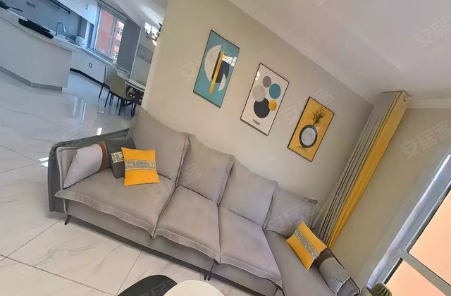 汇德国际2室2厅1卫113㎡南北54.5万