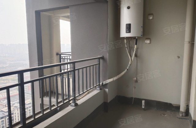 金大地天元府4室2厅133.2㎡55万二手房图片