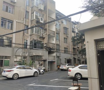 市金属回收公司家属院
