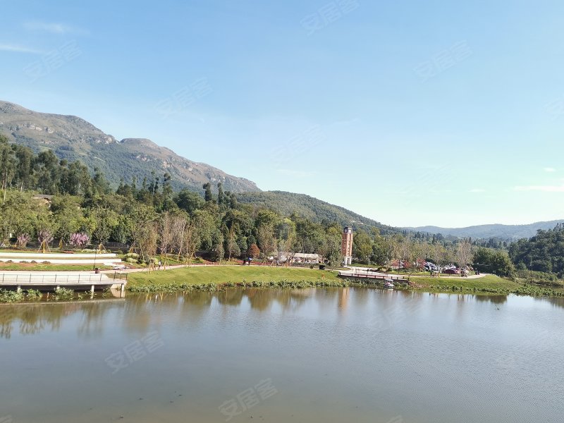 昆明悦山湖图片
