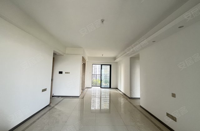 融创潭江首府4室2厅128㎡53.2万二手房图片