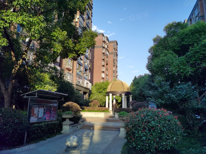 逸皓华庭(公寓住宅)