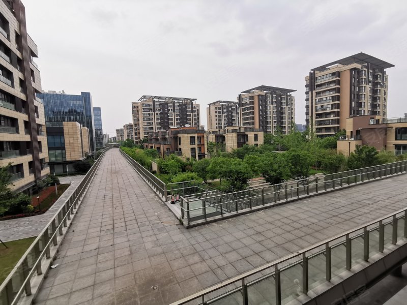 富力虹桥十号(公寓住宅)