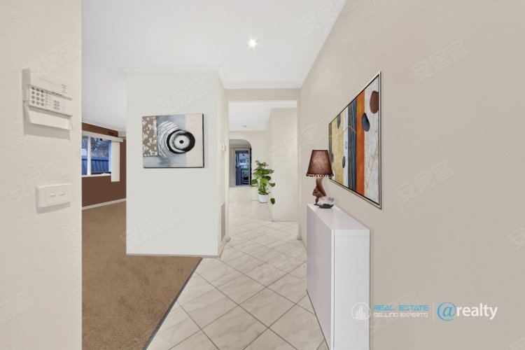 澳大利亚约¥358万House for sale, Tarwin Court 5, in Rowville, Austr二手房公寓图片