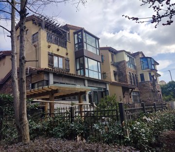 雍景湾西区5室4卫,房东急售,随时看房