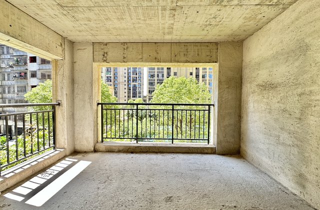 榕水湾4室2厅160㎡99.2万二手房图片