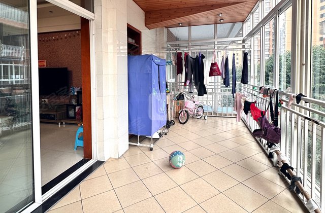 鹿港小镇3室2厅122㎡37.8万二手房图片