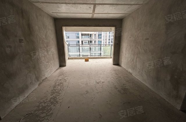 汉成世家4室2厅135㎡88万二手房图片