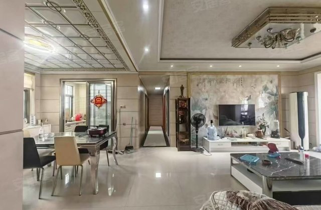 格林春天4室2厅145㎡69.8万二手房图片