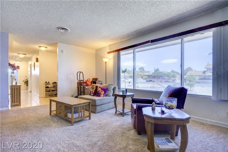 美国约¥258万House for sale, 5223 Sawyer, in Las Vegas, United二手房公寓图片
