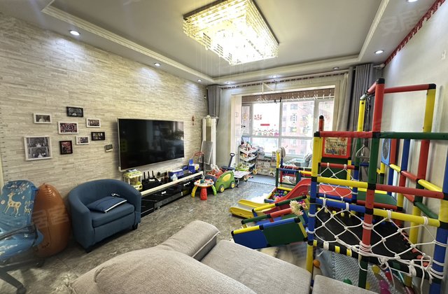 东方世家3室2厅115㎡89.9万二手房图片