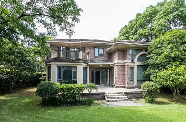 万科提香别墅4室3厅351㎡2700万二手房图片