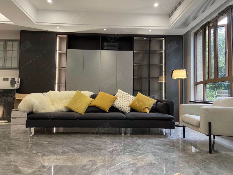 无锡房产网>无锡二手房>江阴二手房>澄江二手房>英伦尚郡(别墅)>800