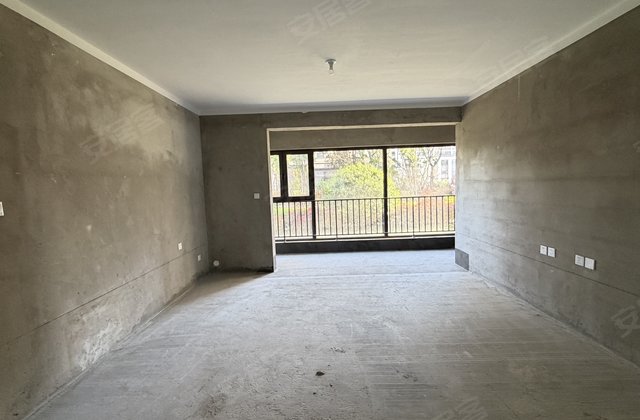 御临河4室2厅142㎡84万二手房图片