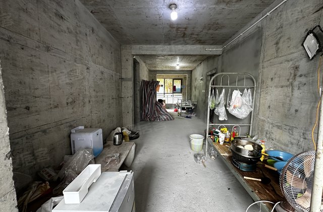 长兴嘉苑3室2厅127㎡53万二手房图片