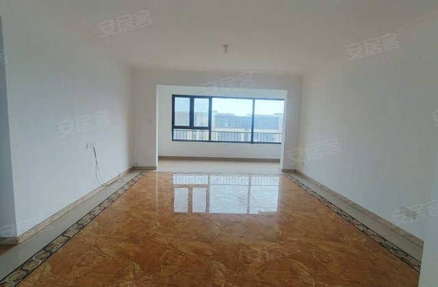 碧桂园泉都汇4室2厅151㎡72万二手房图片