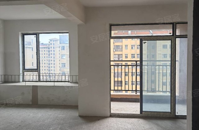 中建国际花园尚都3室2厅82㎡53万二手房图片