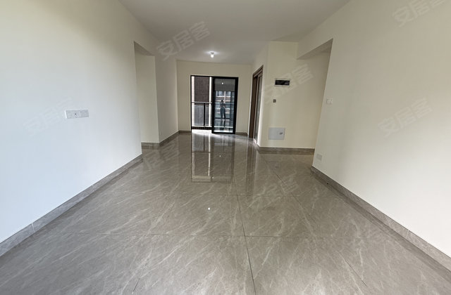 国鼎天悦半岛花园4室2厅115㎡59.8万二手房图片