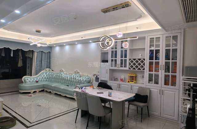 远疆天域3室2厅126㎡78万二手房图片