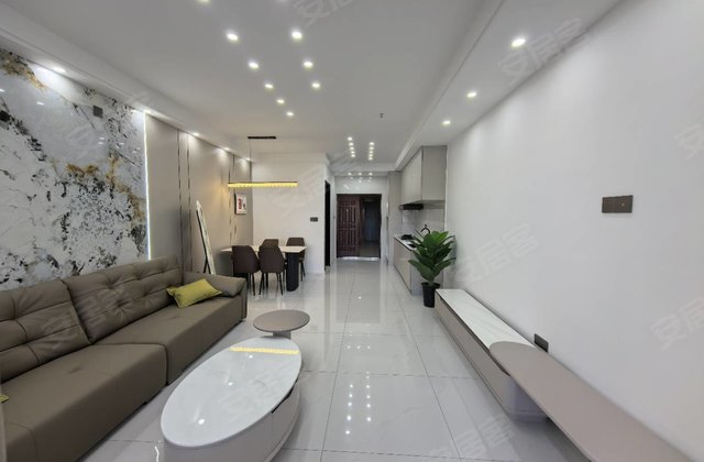 荣怀镜湖半岛1室1厅62.72㎡19.8万二手房图片