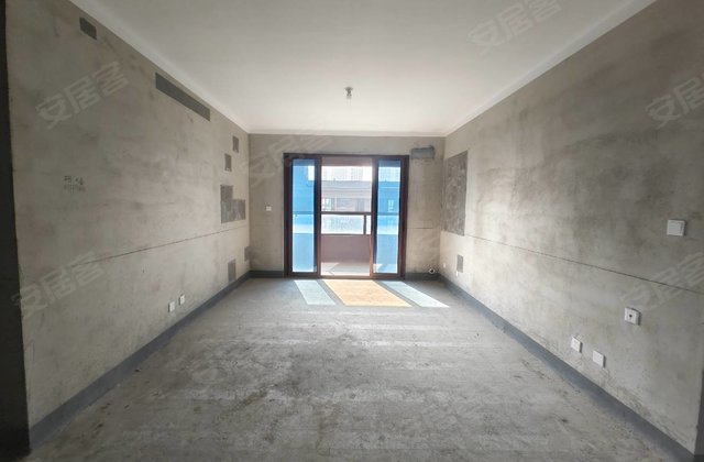 邦泰国宾府3室2厅119㎡79万二手房图片