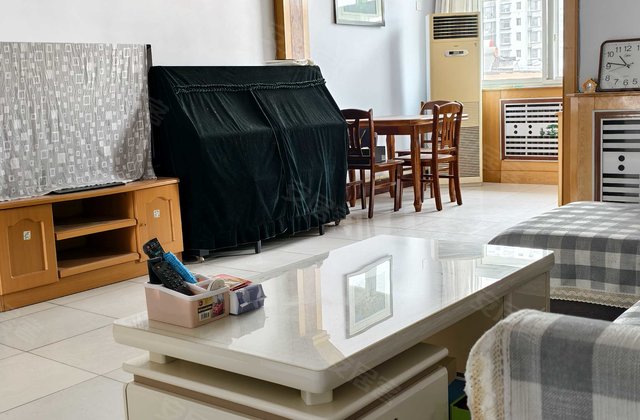 八一小区2室2厅94.33㎡79.8万二手房图片