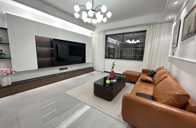 市政小区3室2厅130㎡41万二手房图片