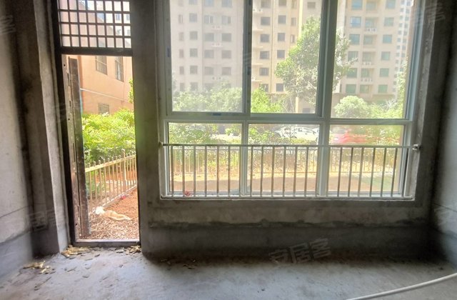 淇水佳园3室2厅116㎡55万二手房图片