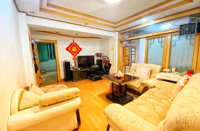 东大街80号院3室2厅100㎡80万二手房图片