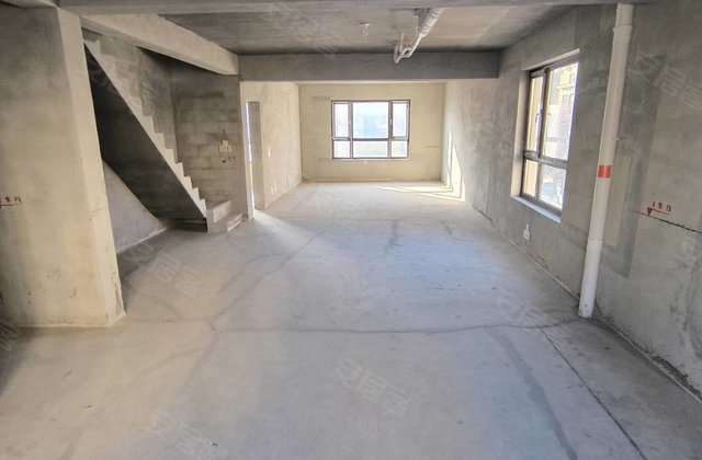 大禹加州湾4室3厅233㎡66万二手房图片