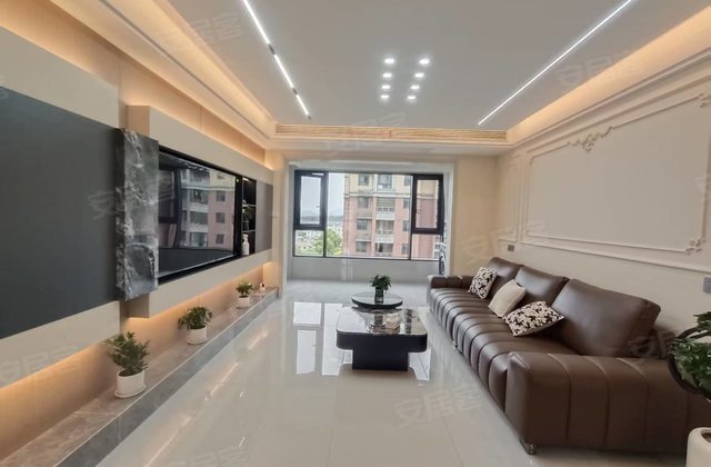 杏汇华庭3室2厅108㎡79.8万二手房图片