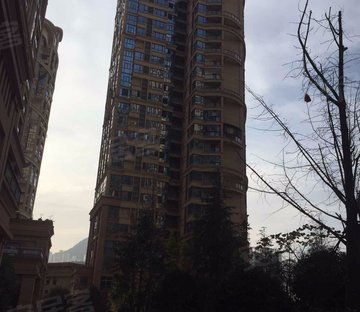 龙湾国际(二期) 3房 周边配套完善