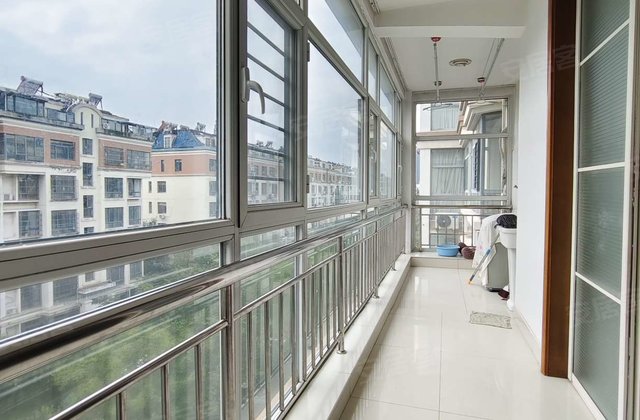 高地世纪城3室2厅138㎡79万二手房图片