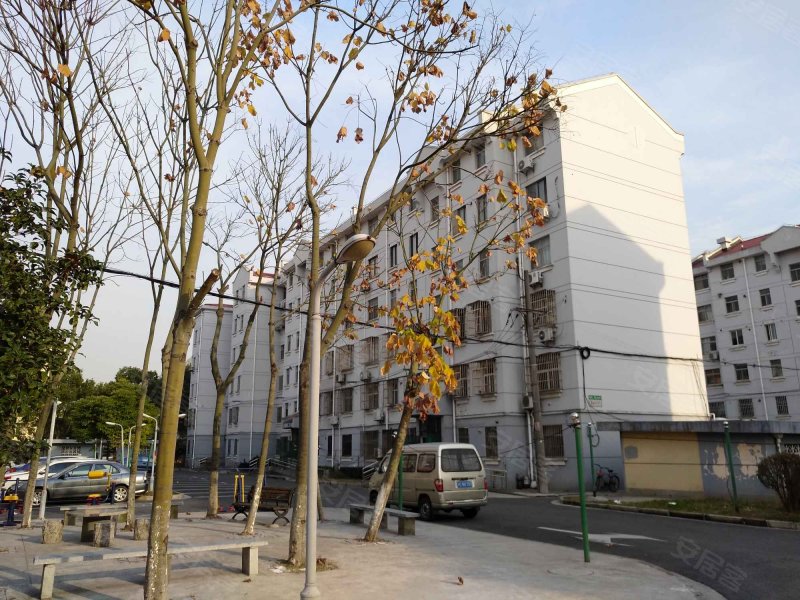 思凡花苑六号街坊 