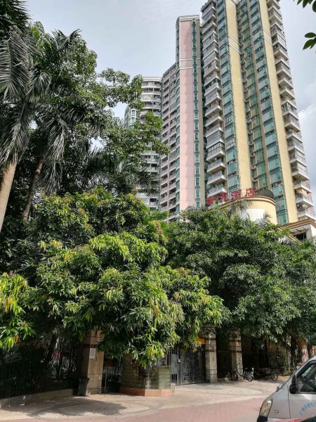 金玫瑰苑,海珠区工业大道997号