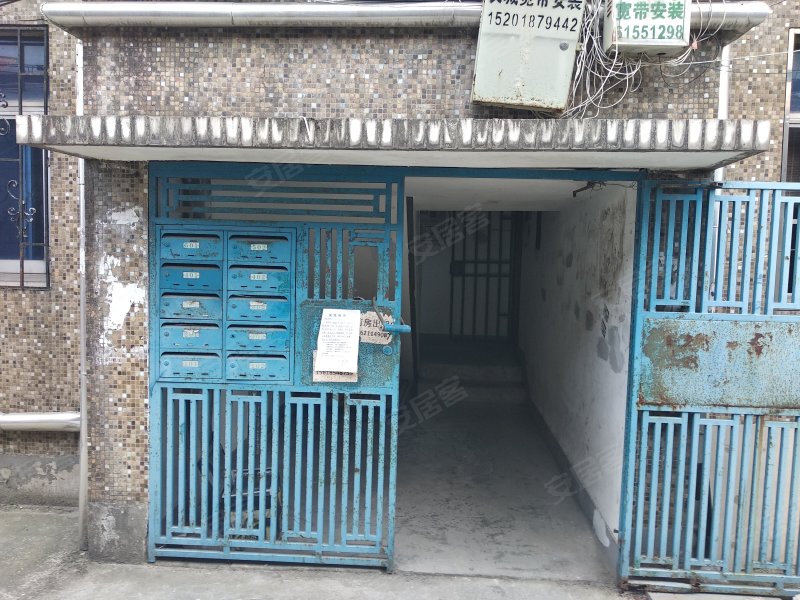 中市路125弄小区 