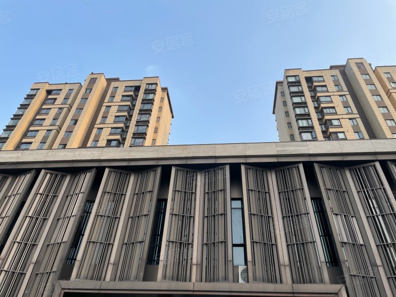 绿地新里派克公馆