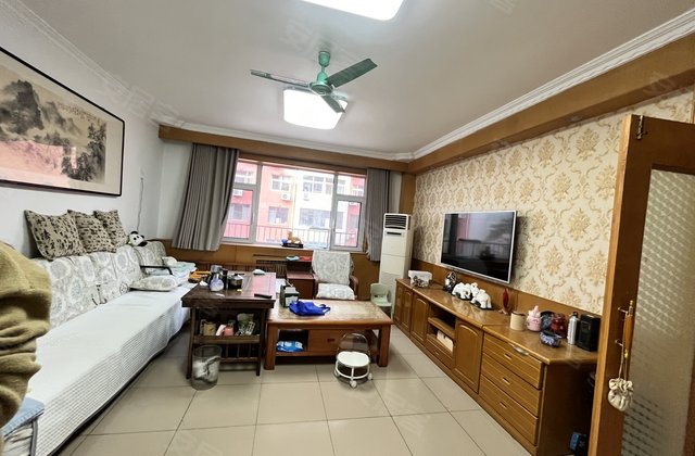 八一小区3室2厅131.63㎡155万二手房图片