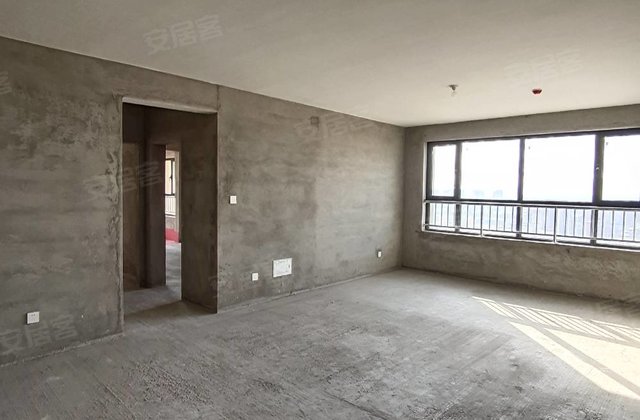 河畔天宸3室2厅140㎡83万二手房图片