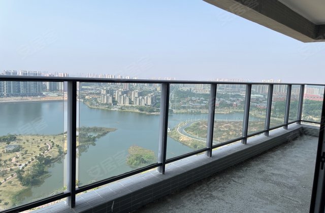 保利中央公园4室2厅141㎡125万二手房图片