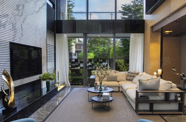 广州房产网>广州小区>越秀小区>环市东小区>麓湖名轩>