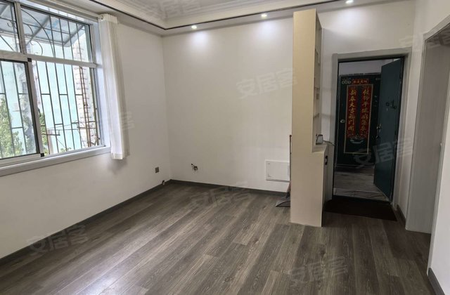 龙腾小区3室2厅93.7㎡35万二手房图片