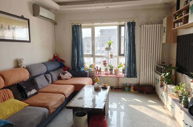 邹城齐鲁时代花园3室1厅90.28㎡45万二手房图片