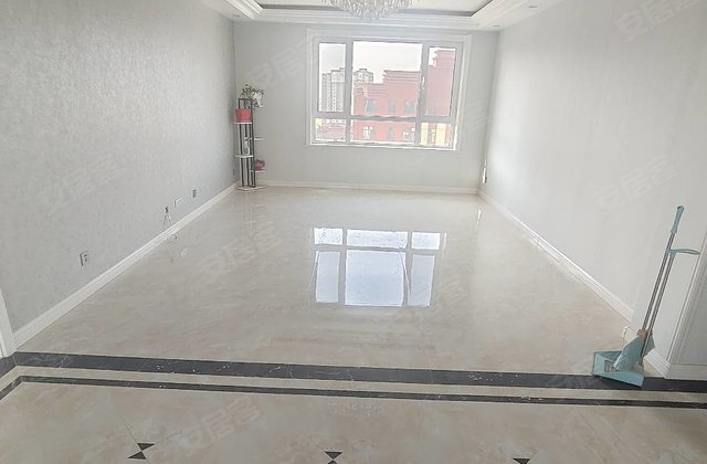 恒业枫林湾3室2厅115㎡73.6万二手房图片