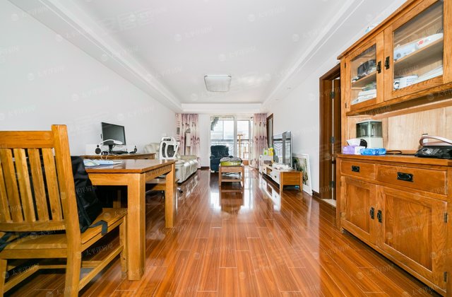 万科城花新园3室2厅94.12㎡537万二手房图片