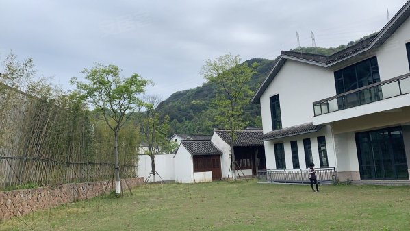 绍兴会稽山下豪宅养生山居会所!品臻山水府!三亩大花园!