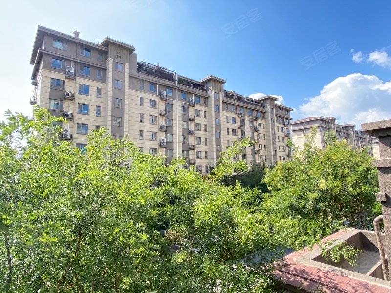 天鸿首府一期2室2厅1卫90㎡南北71万