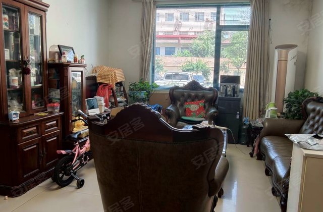 文澜府3室2厅120㎡52万二手房图片