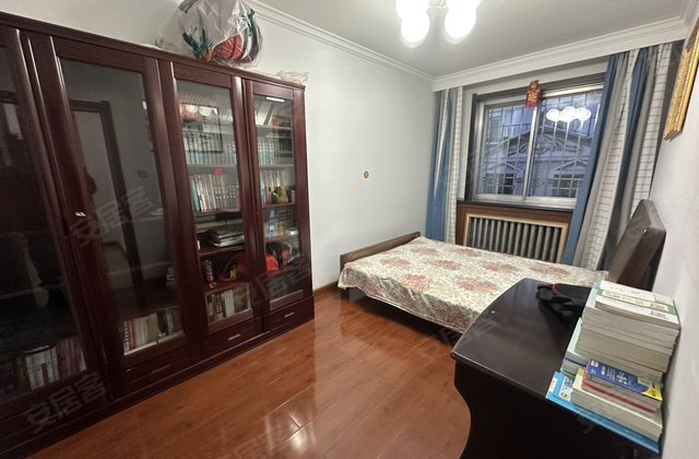 东方不夜城3室2厅124㎡18万二手房图片