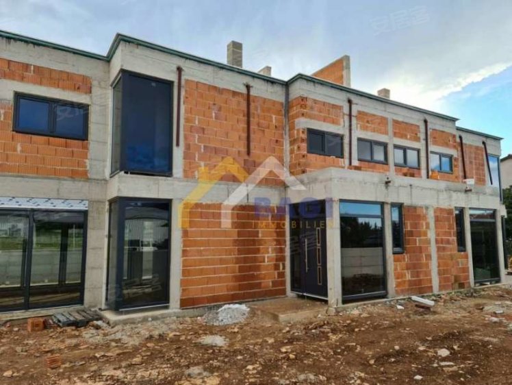 克罗地亚约¥279万CroatiaPulaHouse出售二手房公寓图片